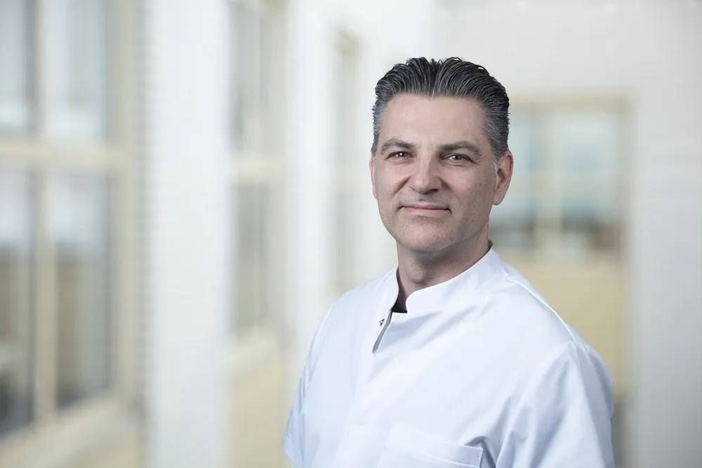 Mike Forouzanfar
